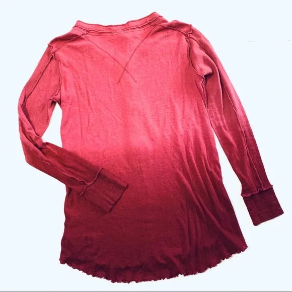 SOLD Free People We The Free Curl Up Ombré Henley Top S - Picture 9 of 10